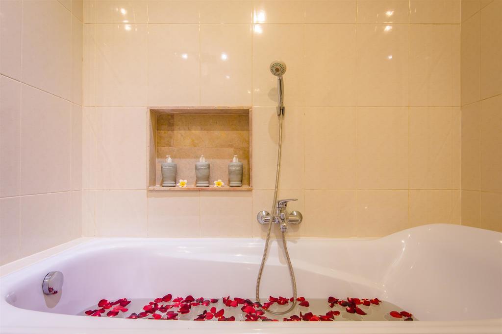 Villa Tepi Sungai Legian  Room photo