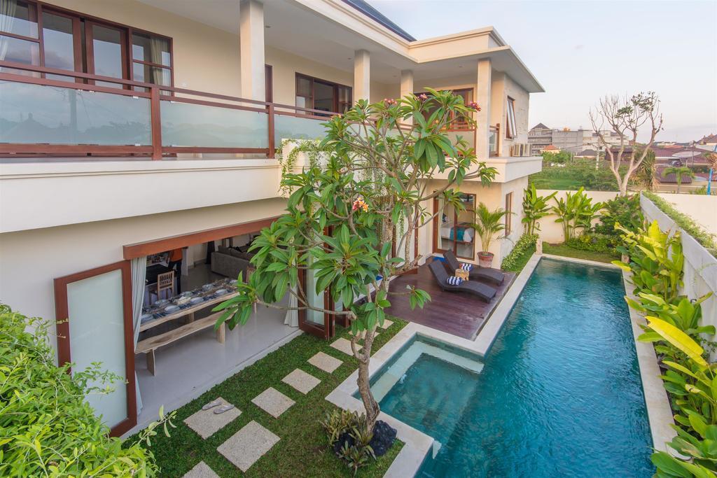 Villa Tepi Sungai Legian  Room photo